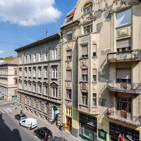 Lonyay Grand Central Budapesta Exterior foto