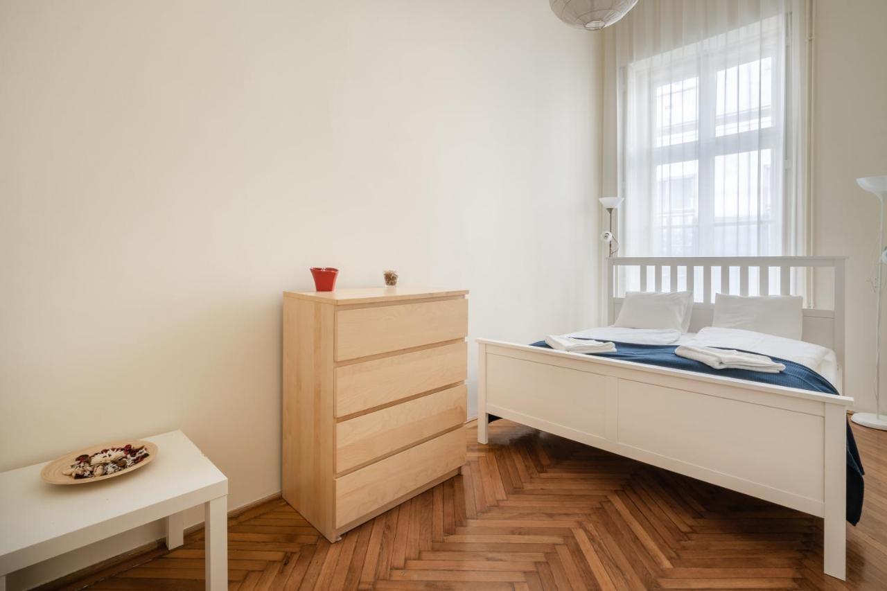Lonyay Grand Central Budapesta Exterior foto